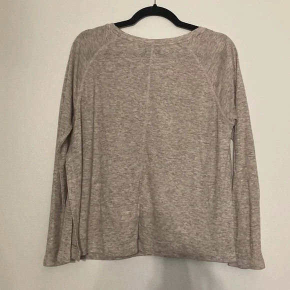 roots split hem shirt - Picture 2 of 2